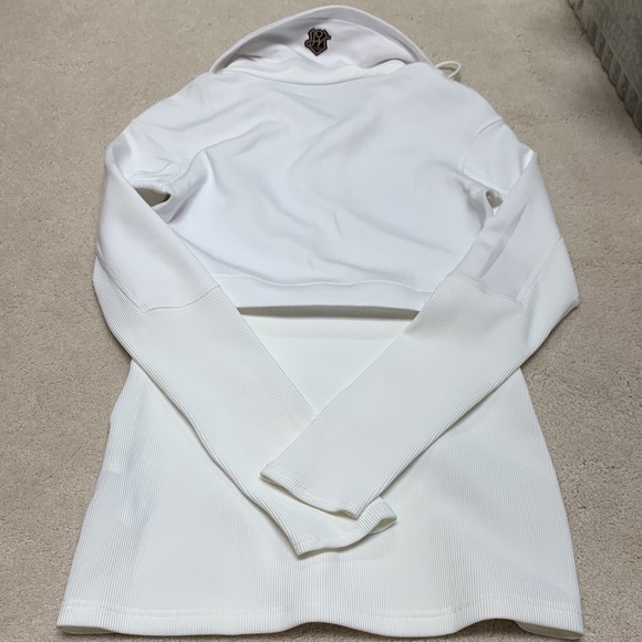 Under Amour x Lindsey Vonn Outerwear zip up! - Picture 4 of 4